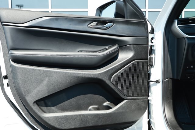 New 2026 Jeep Grand Cherokee Laredo RWD image 22