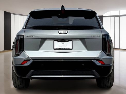 New 2026 Cadillac Optiq Sport 2 w/ LPO, Floor Liner Package image 4