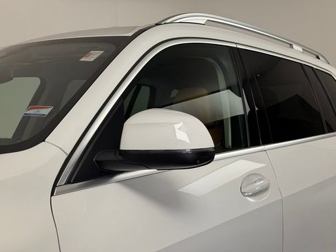 Certified 2024 BMW X7 xDrive40i AWD/4WD image 14