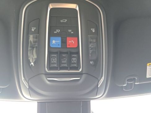 New 2026 Jeep Cherokee Limited AWD/4WD image 21