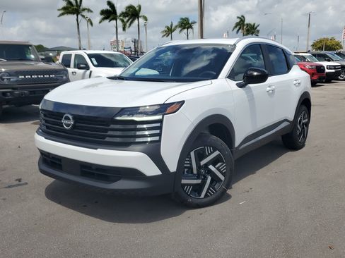 New 2026 Nissan Kicks SV FWD image 19