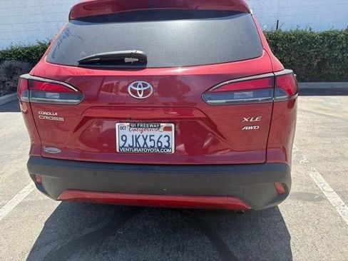 Used 2023 Toyota Corolla Cross XLE w/ Convenience Package AWD/4WD image 9