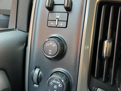 Used 2018 Chevrolet Silverado 2500 High Country w/ Duramax Plus Package image 31