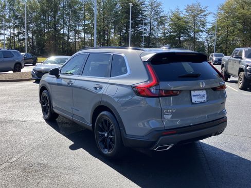 Certified 2025 Honda CR-V Sport image 8