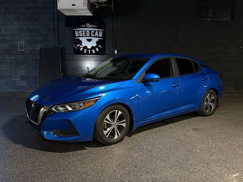 Used 2020 Nissan Sentra SV FWD image 1
