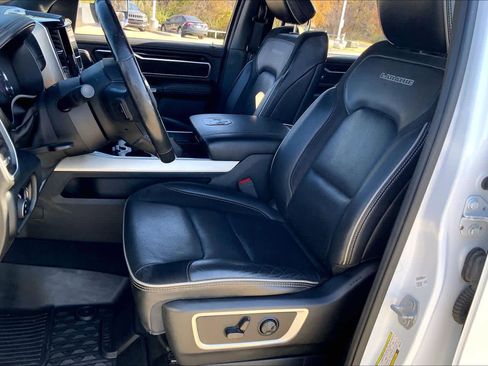 Used 2019 RAM 1500 Laramie image 7