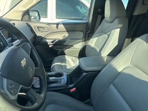 Used 2016 Chevrolet Colorado W/T w/ WT Convenience Package image 8