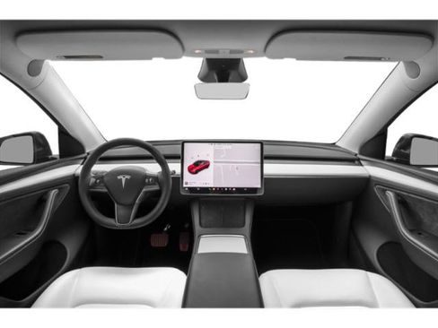 Used 2024 Tesla Model Y Long Range RWD image 8