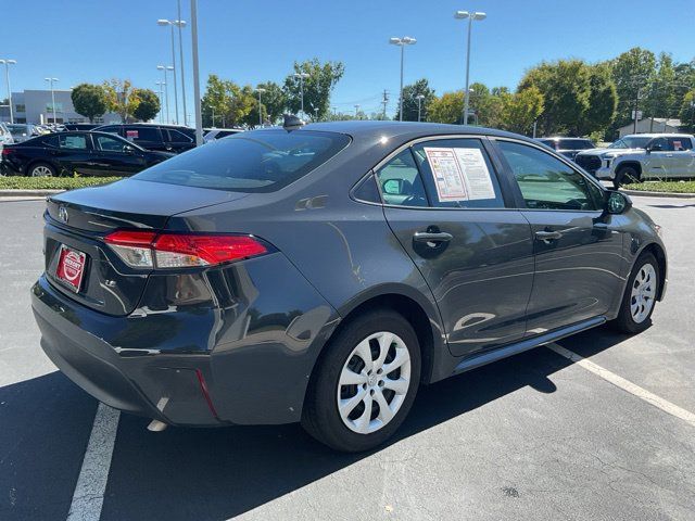 Used 2026 Toyota Corolla LE FWD image 8