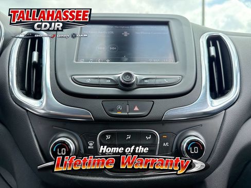 Used 2022 Chevrolet Equinox LT FWD image 23
