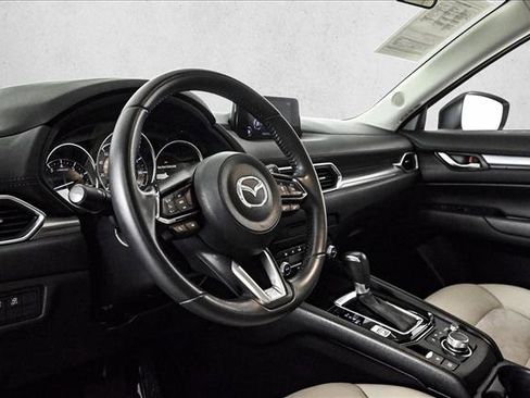 Used 2019 MAZDA CX-5 Touring image 11