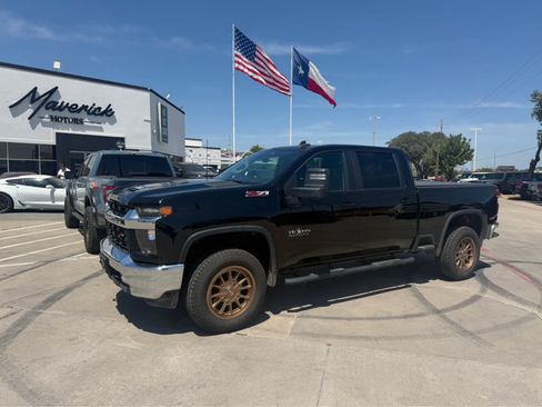 Used 2023 Chevrolet Silverado 2500 LT w/ Texas Edition AWD/4WD image 1