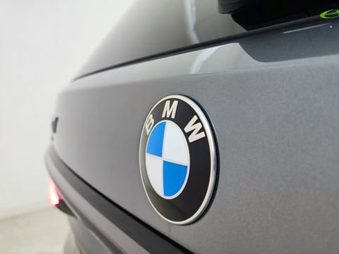 Used 2024 BMW X7 xDrive40i w/ Executive Package AWD/4WD image 17