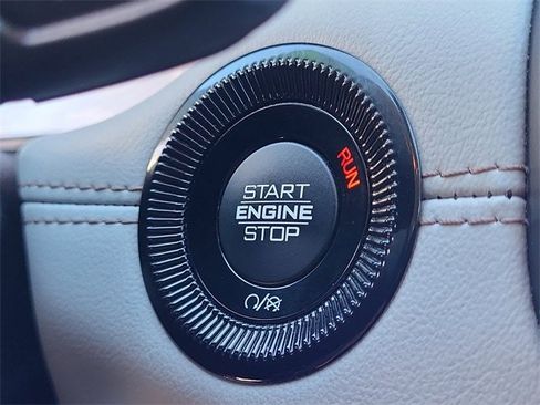 Used 2022 Jeep Compass Limited w/ Sun and Sound Group image 19