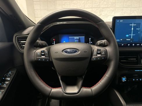 Used 2024 Ford Escape ST-Line w/ Tech Pack #1 image 19