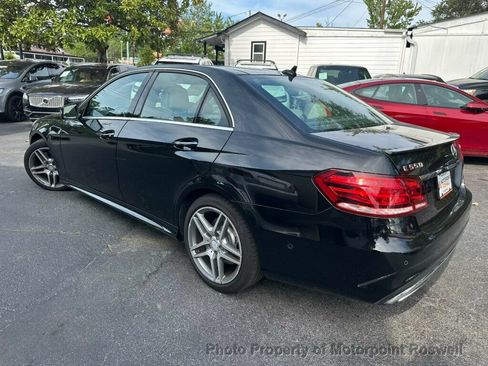 Used 2014 Mercedes-Benz E 550 4MATIC Sedan image 8