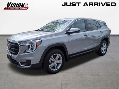 Used 2024 GMC Terrain SLE