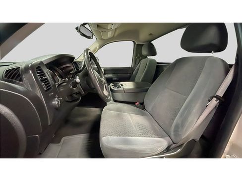 Used 2008 GMC Sierra 1500 SLE w/ Z71 Off-Road Package RWD image 13
