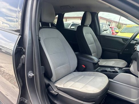 Used 2025 Ford Escape Active FWD image 16