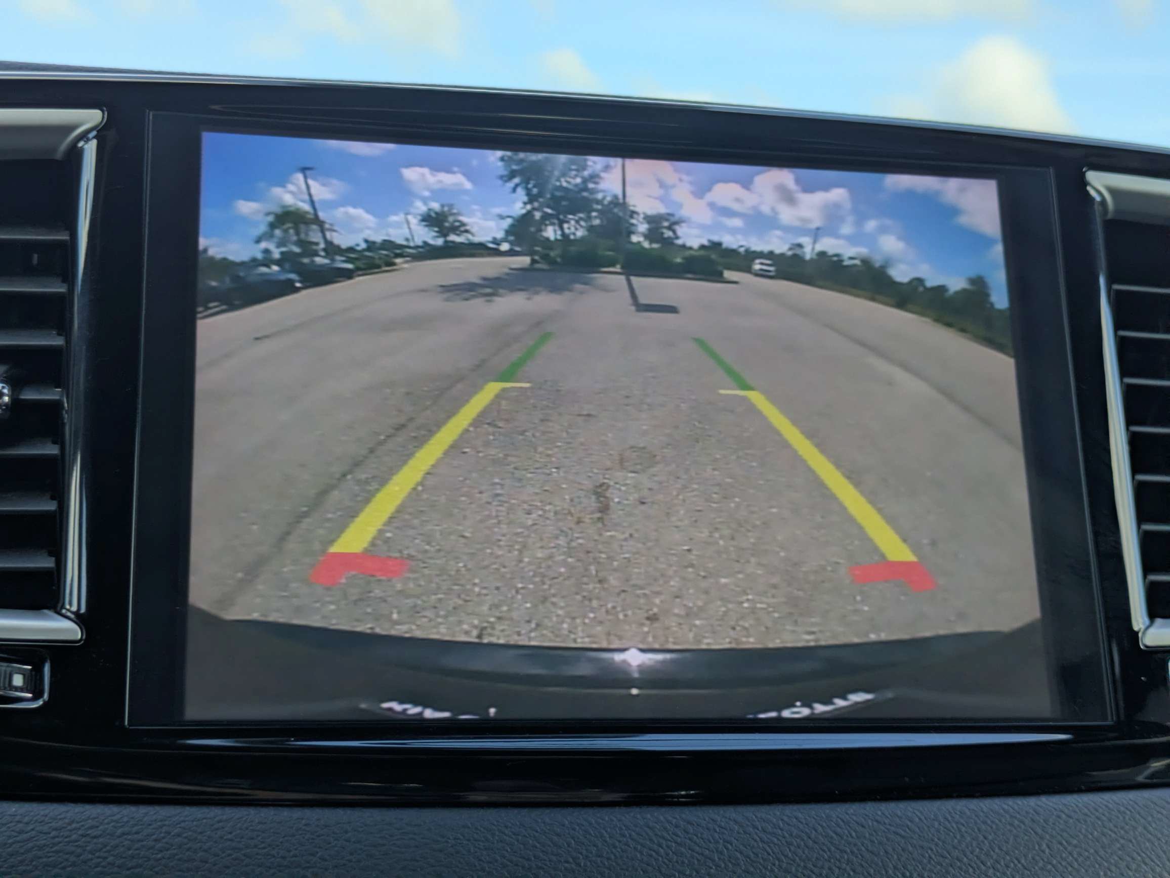 Used 2025 Chrysler Pacifica Select FWD image 21