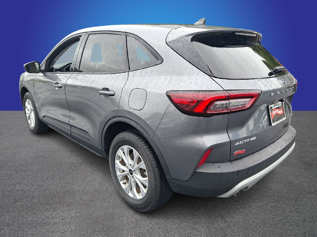 Used 2025 Ford Escape Active AWD/4WD image 6