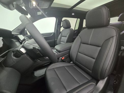 New 2026 GMC Acadia Elevation w/ Elevation Premium Package image 19