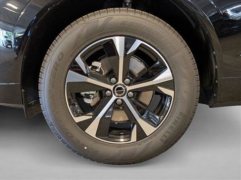 New 2026 Volvo XC60 B5 Core AWD/4WD image 10