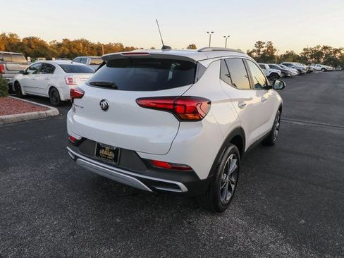 Used 2022 Buick Encore GX Select image 9