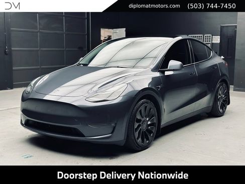 Used 2023 Tesla Model Y Performance AWD/4WD image 1