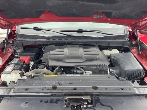 Used 2022 Nissan Titan SV w/ SV Convenience Package image 29