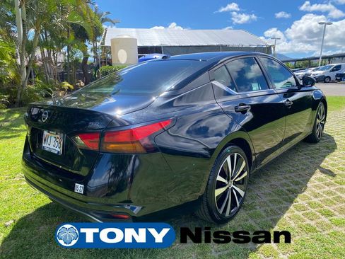 Used 2020 Nissan Altima 2.5 SR FWD image 25