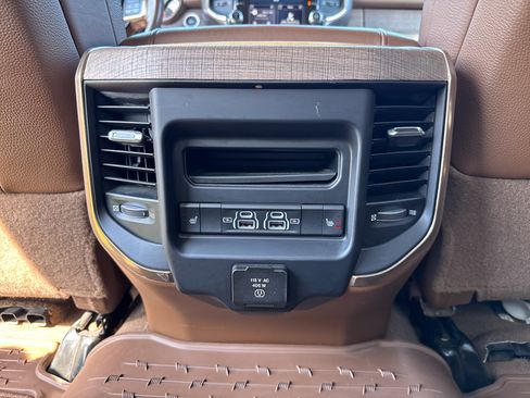 Used 2022 RAM 3500 Limited AWD/4WD image 22