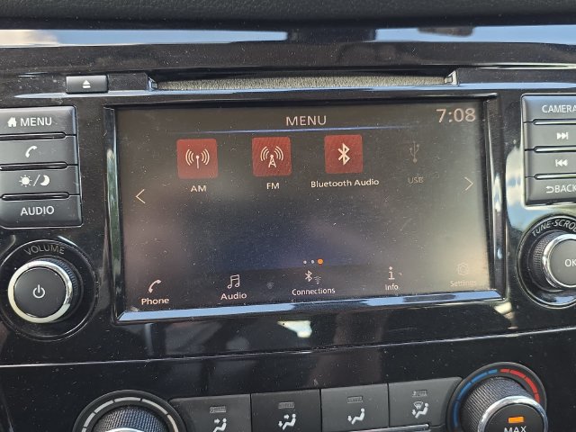 Used 2020 Nissan Rogue S FWD image 22