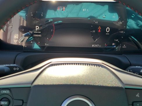 New 2026 Nissan Sentra SR w/ SR Premium Package FWD image 31