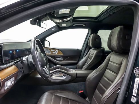 Used 2020 Mercedes-Benz GLS 450 4MATIC image 9