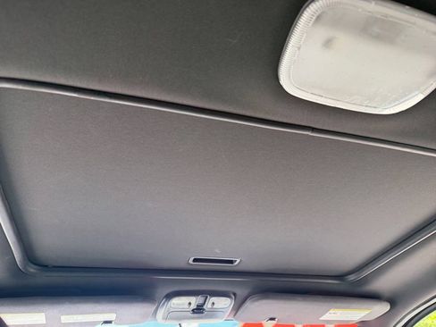 Used 2010 Ford Escape XLT FWD image 17