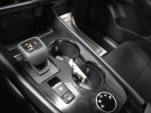 Certified 2025 Nissan Rogue S image 17