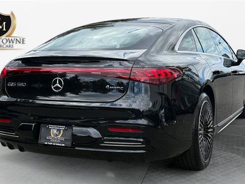 Used 2023 Mercedes-Benz EQS 580 4MATIC Sedan image 5