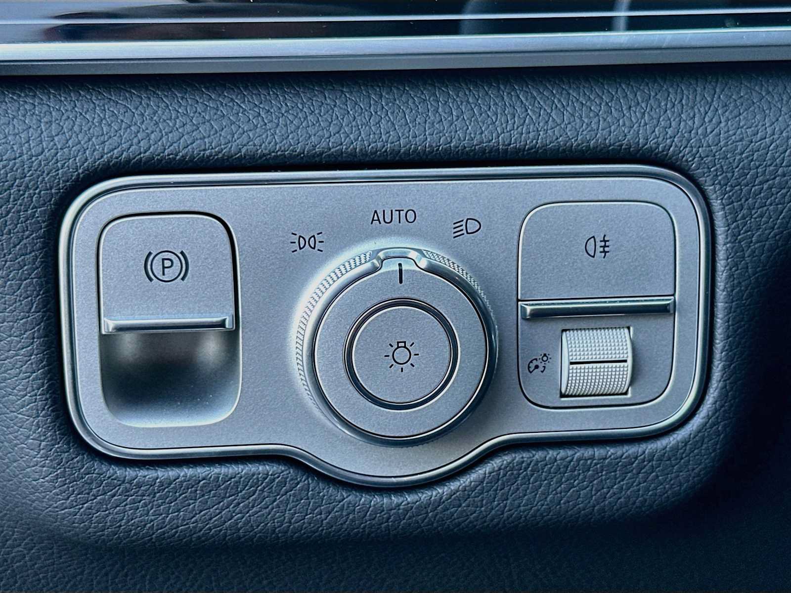 Used 2026 Mercedes-Benz GLS 580 4MATIC image 10