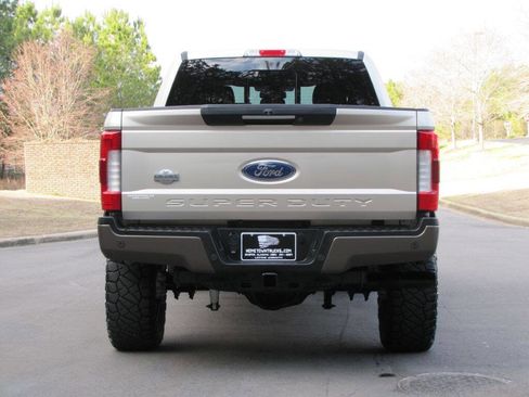 Used 2017 Ford F250 King Ranch w/ FX4 Off-Road Package image 10