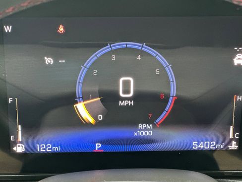 Used 2025 Chevrolet TrailBlazer RS w/ Driver Confidence Package image 27