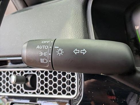 Used 2025 Honda Civic Sport Touring image 9