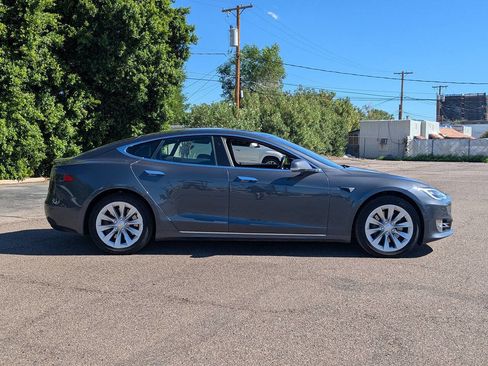 Used 2018 Tesla Model S 100D image 2