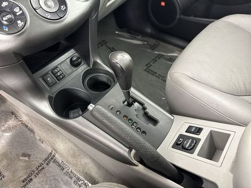 Used 2010 Toyota RAV4 Limited AWD/4WD image 16