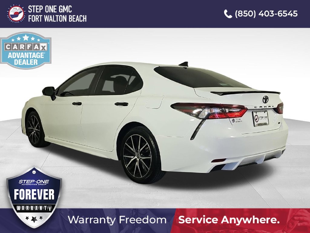 Used 2023 Toyota Camry SE FWD image 8
