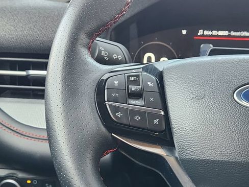 Used 2025 Ford Explorer ST-Line AWD/4WD image 28