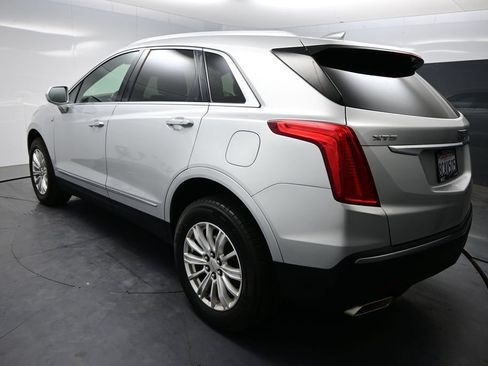 Used 2018 Cadillac XT5 FWD image 9
