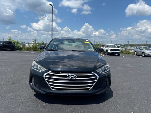 Used 2017 Hyundai Elantra SE w/ SE A/T Tech Package 03 FWD image 8