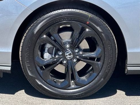 New 2025 Honda Accord SE image 28