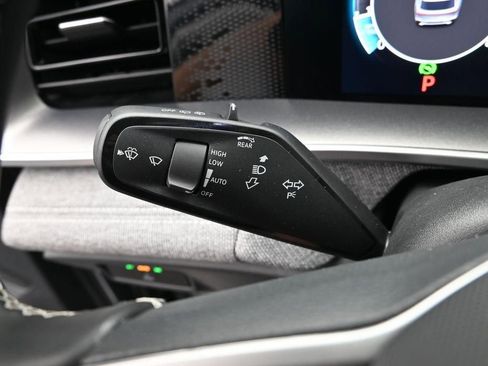 New 2025 Volkswagen Tiguan S image 15